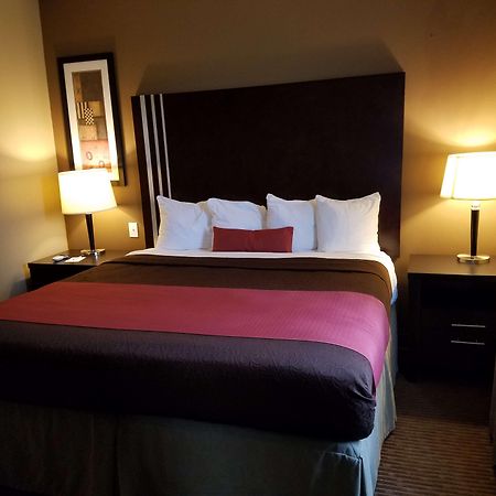 Best Western Plus Texoma Hotel & Suites Denison Zewnętrze zdjęcie