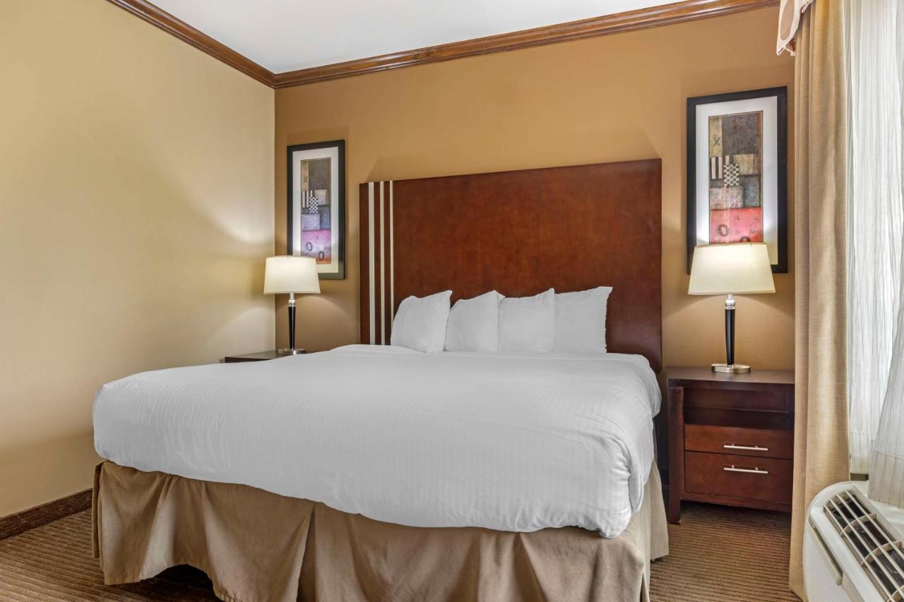 Best Western Plus Texoma Hotel & Suites Denison Zewnętrze zdjęcie